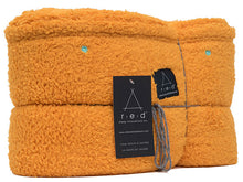 Load image into Gallery viewer, Cuddle Wrap